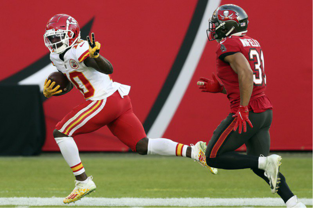 雷火电竞主播-最新战报：橄榄球豪取连胜，冠军在望的简单介绍