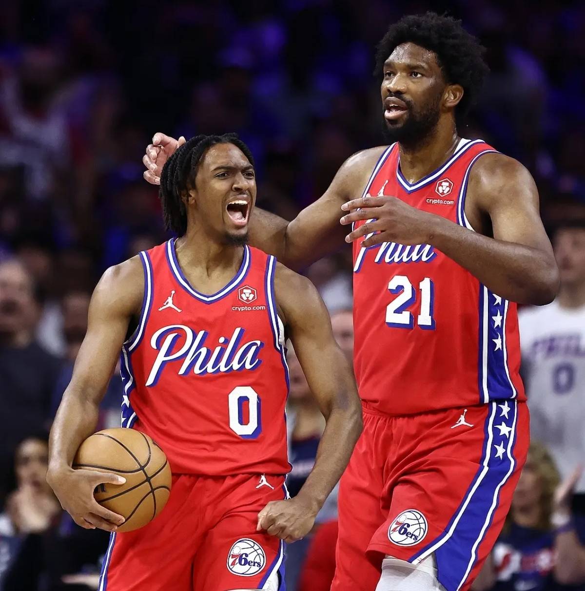 雄鹿险胜76人,恩比德惊艳四座 雄鹿险胜76人,恩比德惊艳四座